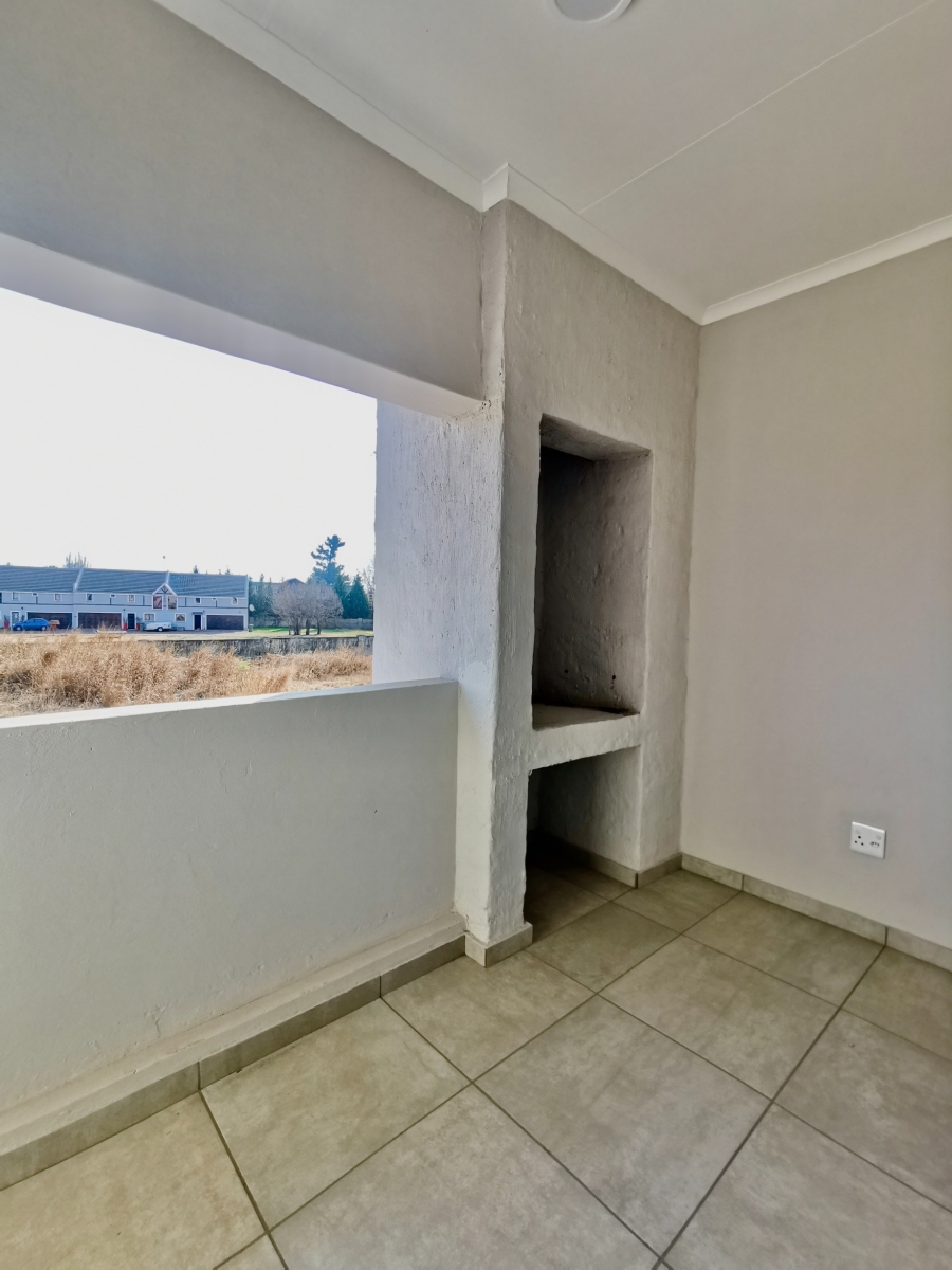 2 Bedroom Property for Sale in Grimbeeck Park North West